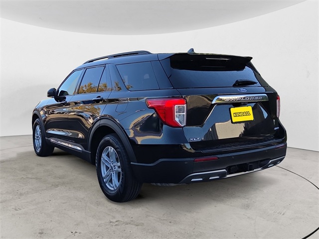 2022 Ford Explorer XLT photo 3