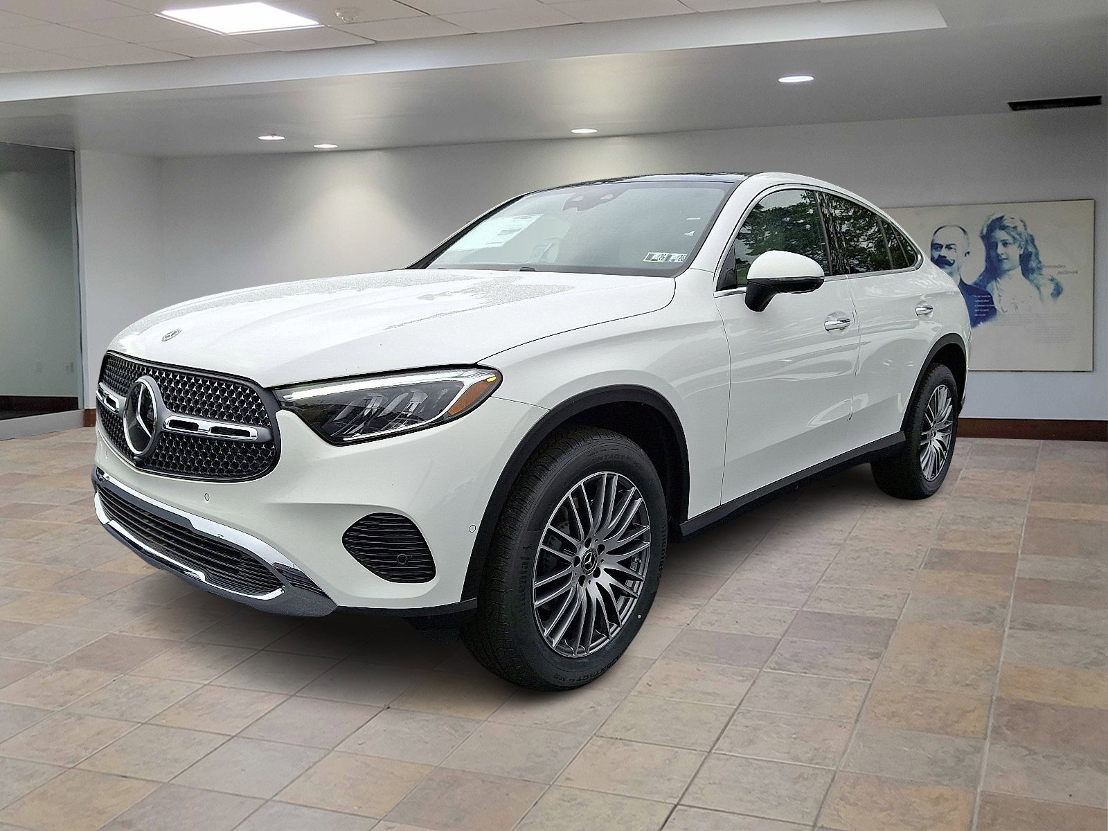 2026 Mercedes Benz GLC 300 4MATIC photo 3