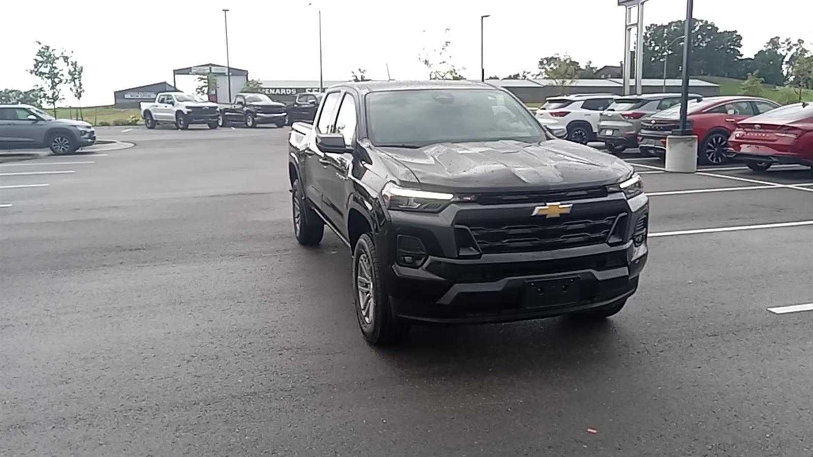 2025 Chevrolet Colorado Work Truck LT photo 4