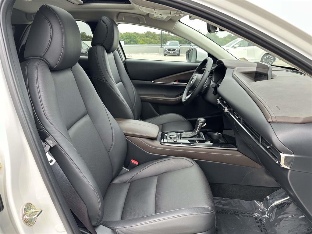 2025 Mazda CX-30 2.5 S Premium photo 16