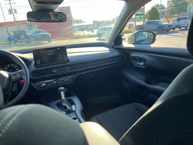 2024 Honda HR-V LX photo 10