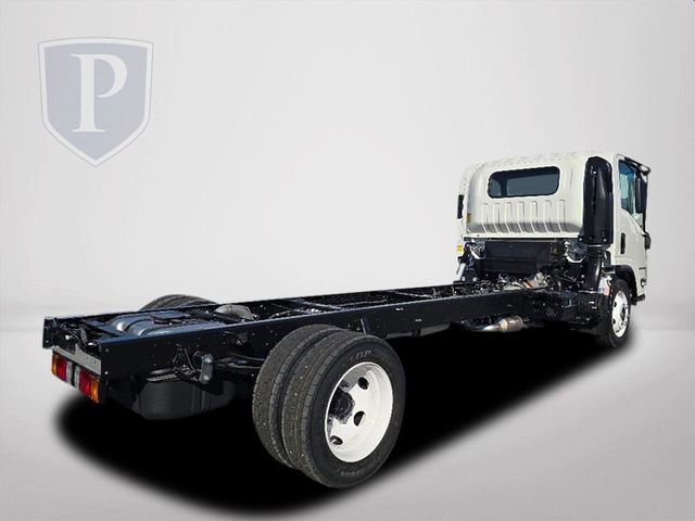2025 Chevrolet Silverado 4500HD photo 4