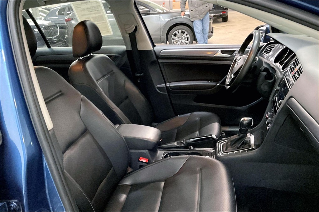 2021 VOLKSWAGEN GOLF - Image 5