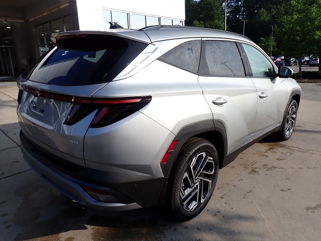 2025 Hyundai Tucson Limited photo 2