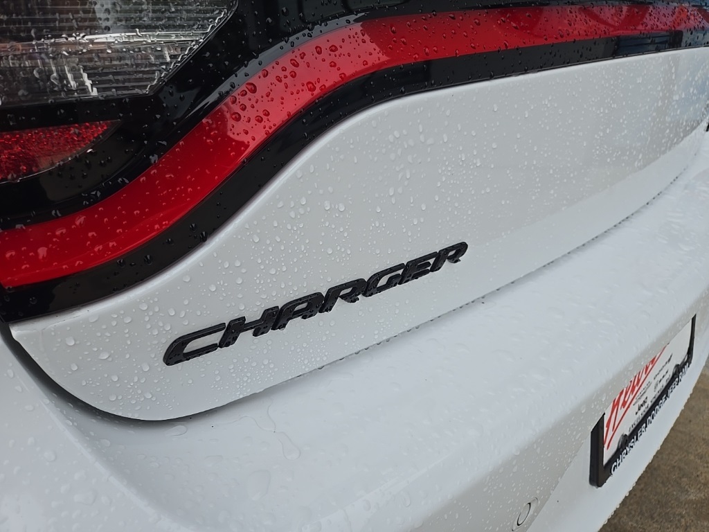 2022 Dodge Charger SXT photo 20