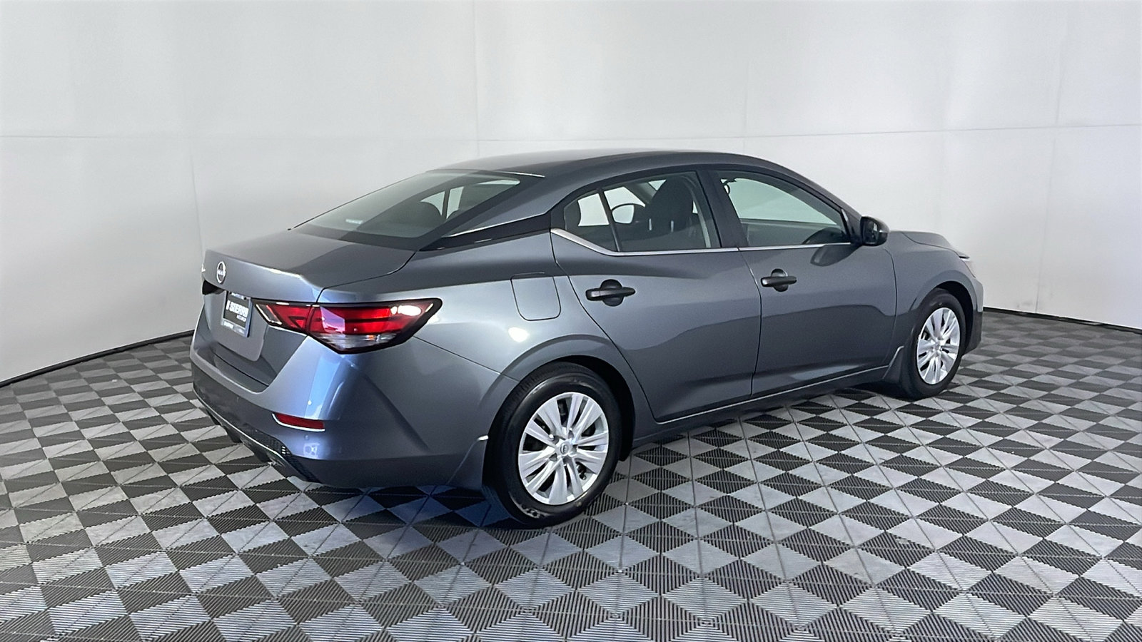 2025 Nissan Sentra S photo 4