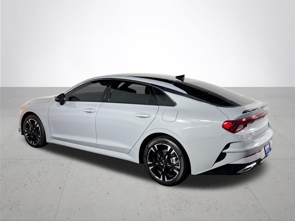 2024 Kia K5 GT-Line photo 8
