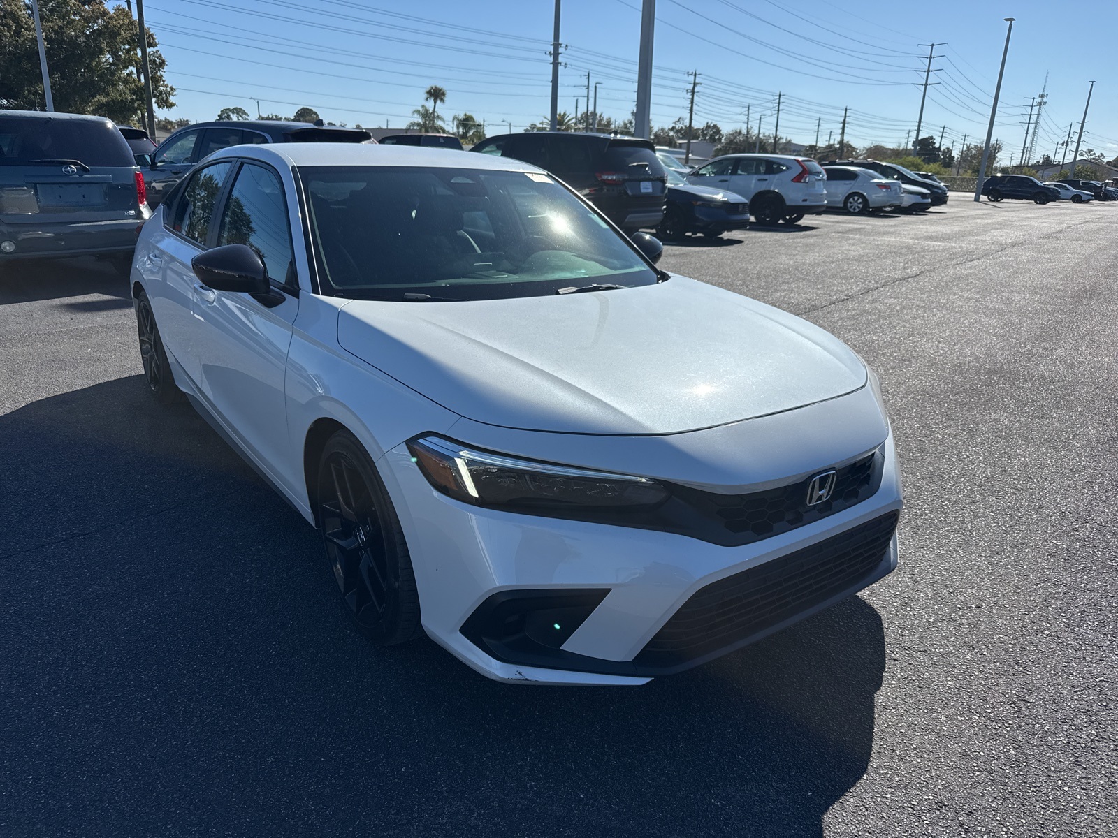 2024 Honda Civic Hatchback Sport's photo