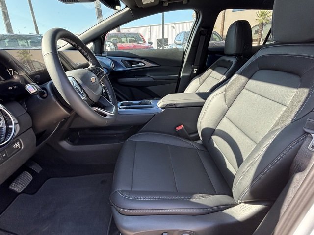 2025 Chevrolet Equinox EV 1LT photo 14