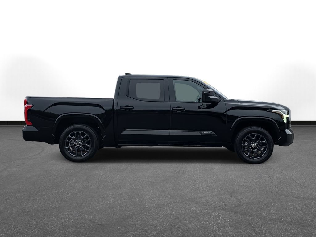 2023 Toyota Tundra Platinum CrewMax photo 4