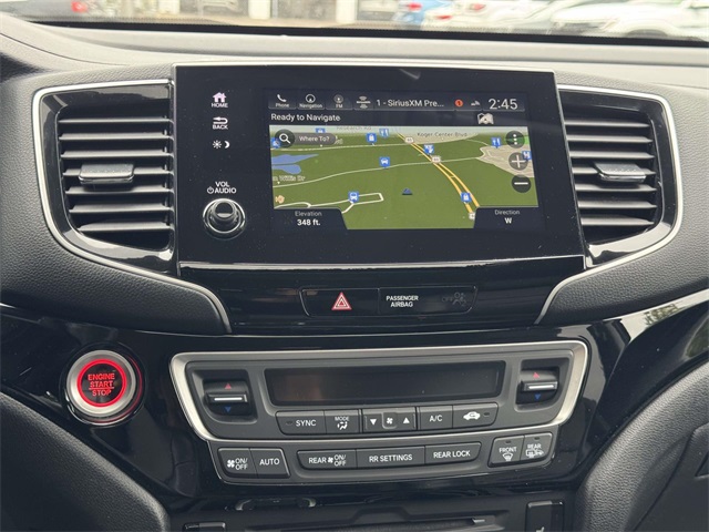 2019 Honda Pilot Touring photo 19