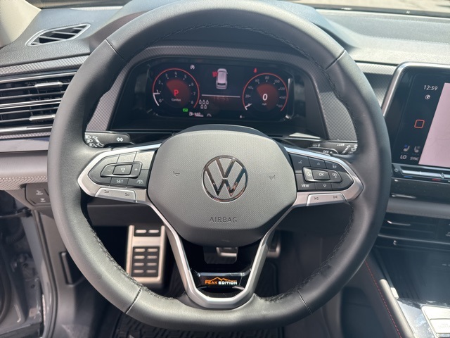 2025 Volkswagen Atlas Peak Edition SE photo 27