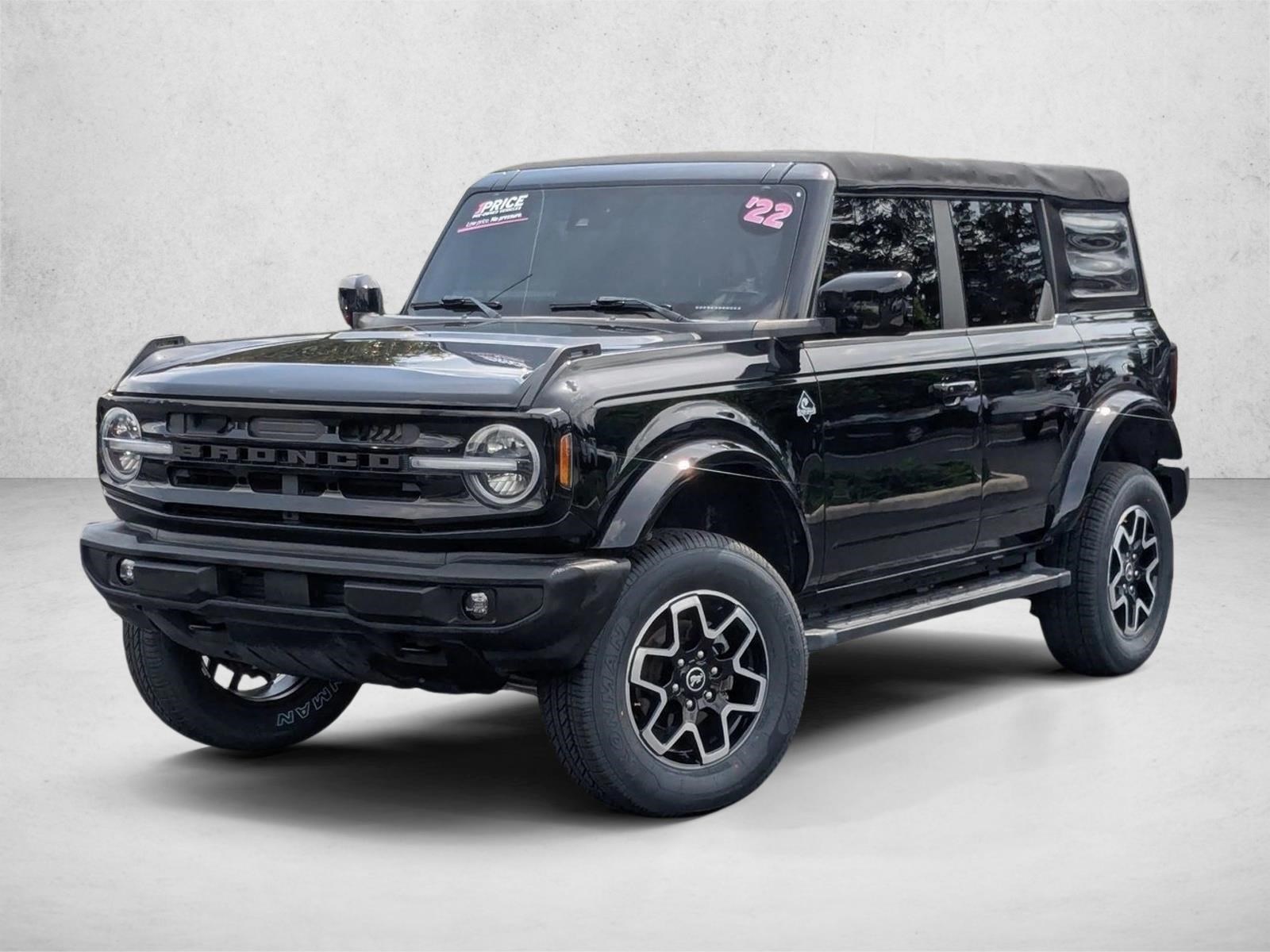 2022 Ford Bronco 4-Door Outer Banks's photo