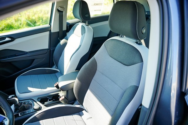 2025 Volkswagen Taos S photo 3