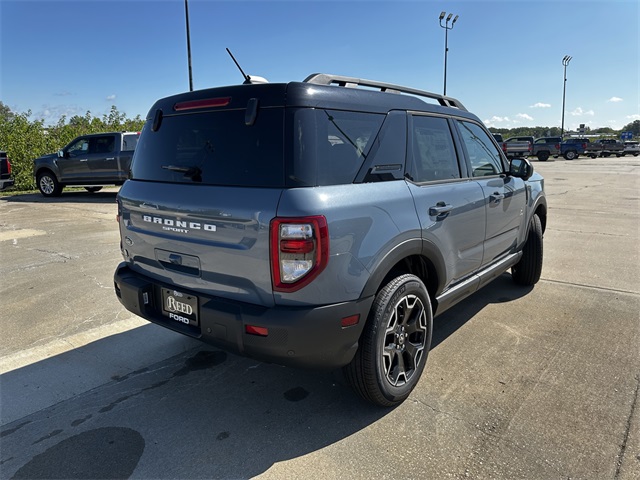 2025 Ford Bronco Sport Outer Banks photo 9