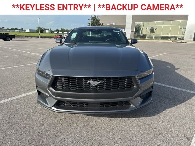 2025 Ford Mustang EcoBoost photo 2