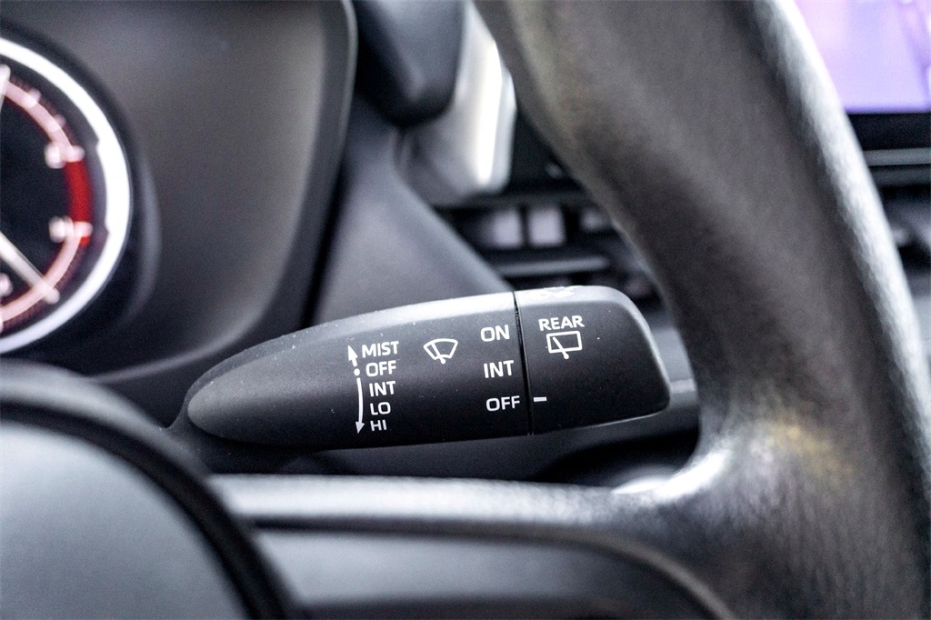 2024 Toyota RAV4 LE photo 20