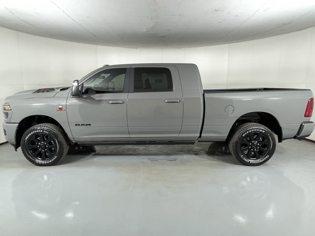 2026 Ram 3500 Laramie photo 5