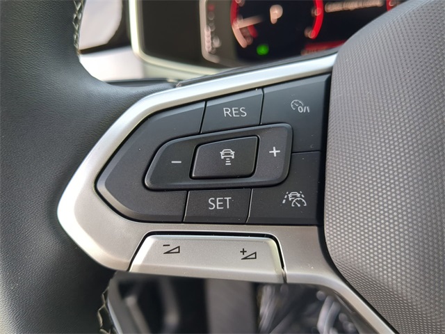 2025 Volkswagen Taos SEL photo 22