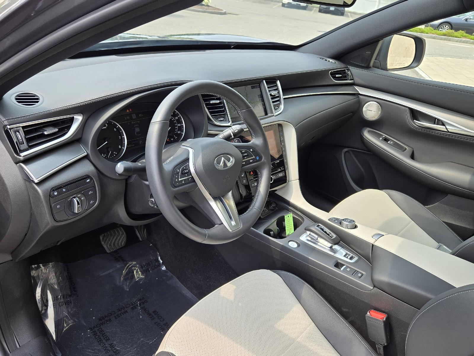 2025 Infiniti QX55 Essential photo 4
