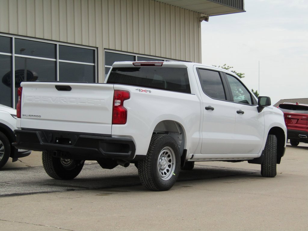 2026 Chevrolet Silverado 1500 photo 3