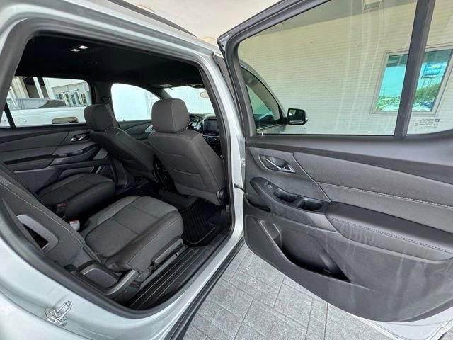 2022 Chevrolet Traverse Cloth photo 21
