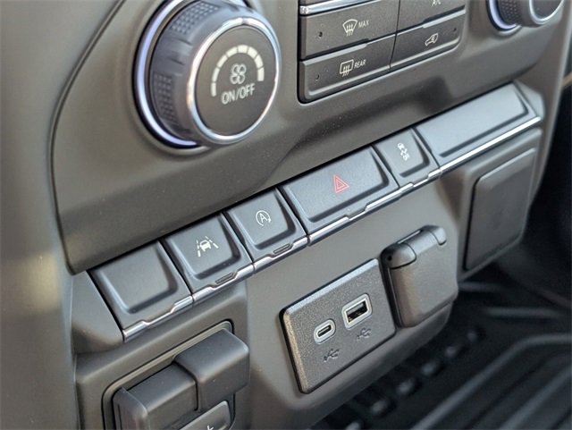 2025 Chevrolet Silverado 1500 photo 9