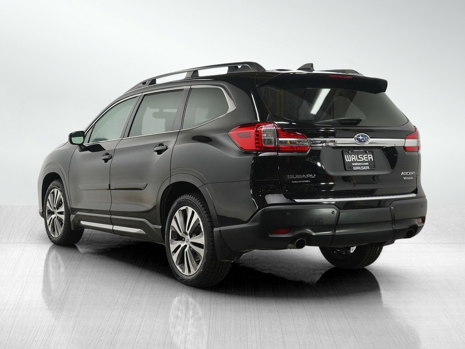 2019 Subaru Ascent Limited photo 3