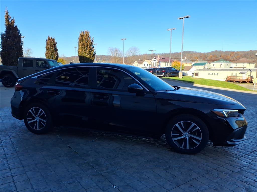 2023 Honda Civic Hatchback LX photo 4