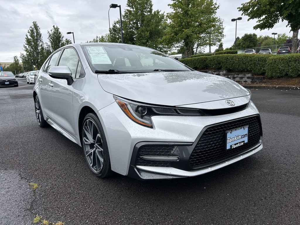 2022 Toyota Corolla SE photo 2