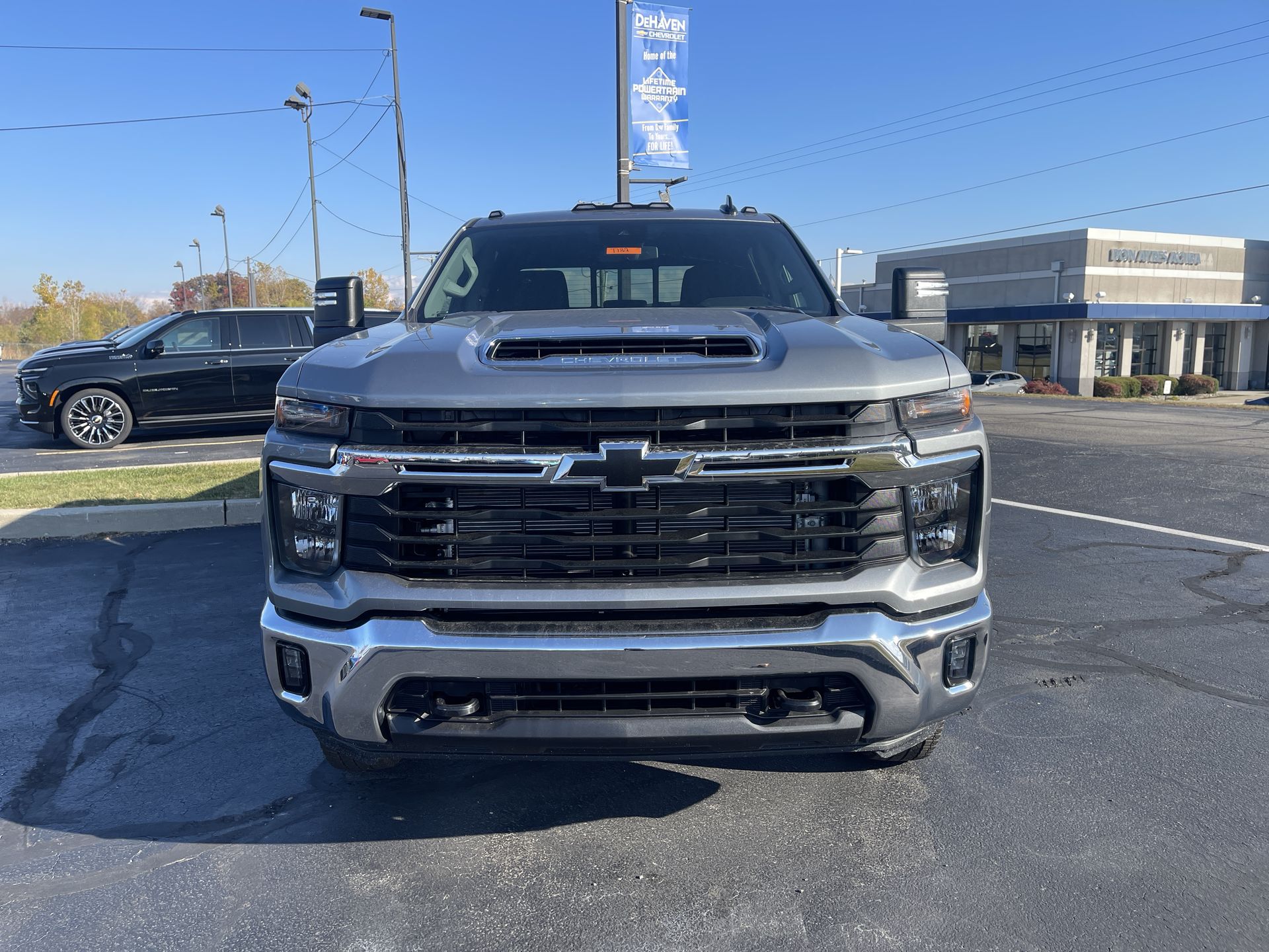 2026 Chevrolet Silverado 3500HD LT photo 3