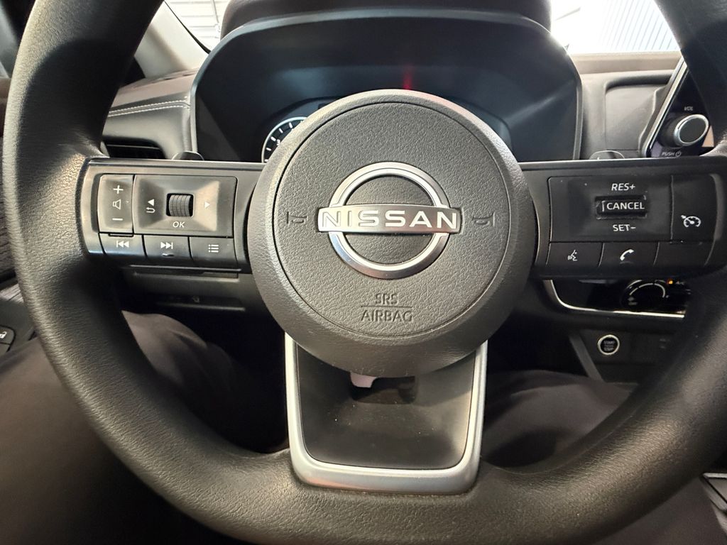 2023 Nissan Rogue S photo 26