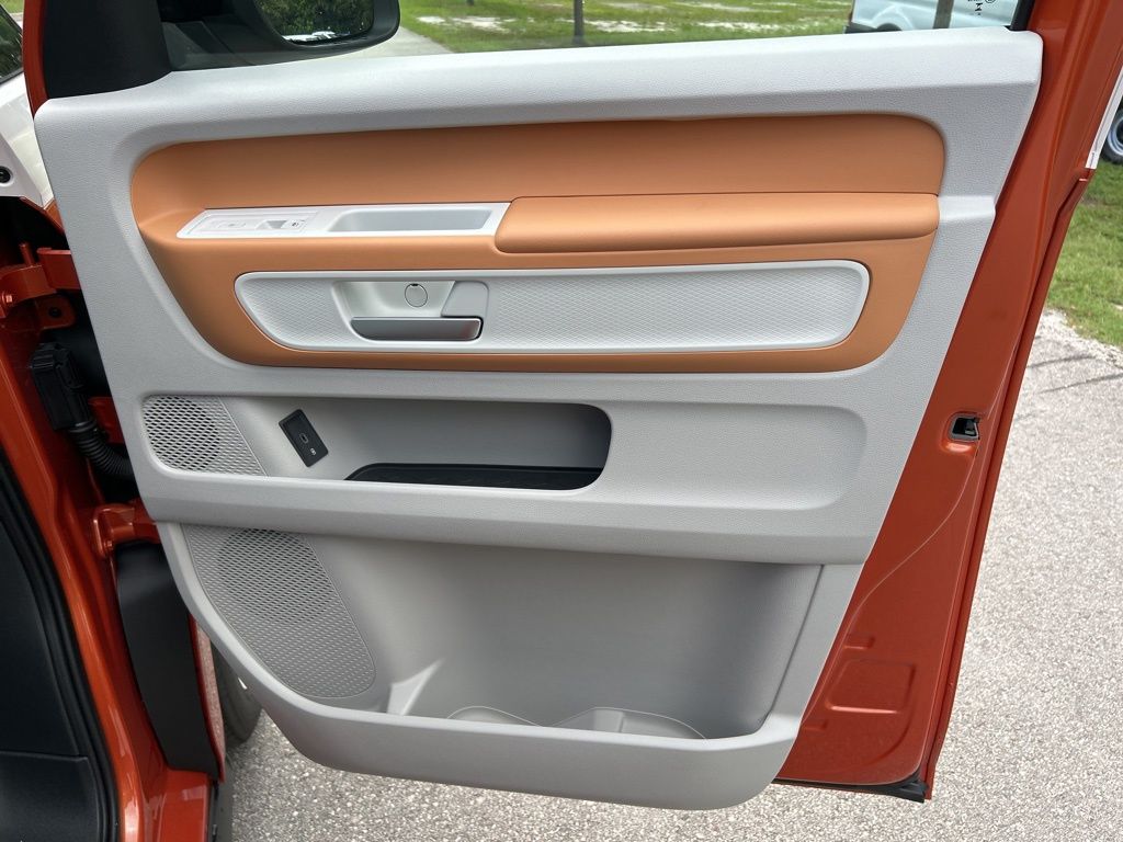2025 Volkswagen ID. Buzz photo 32