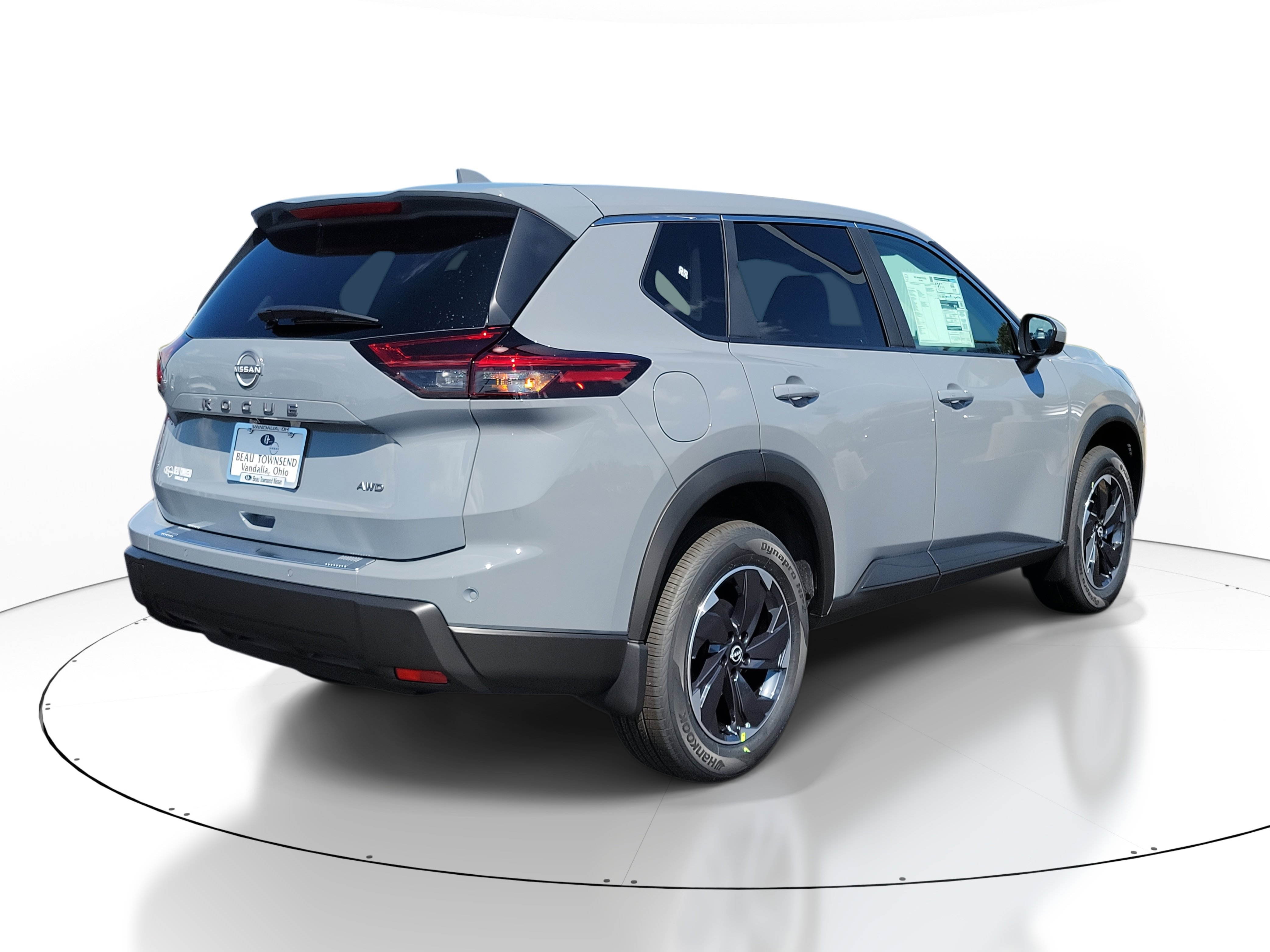 2026 Nissan Rogue SV photo 3