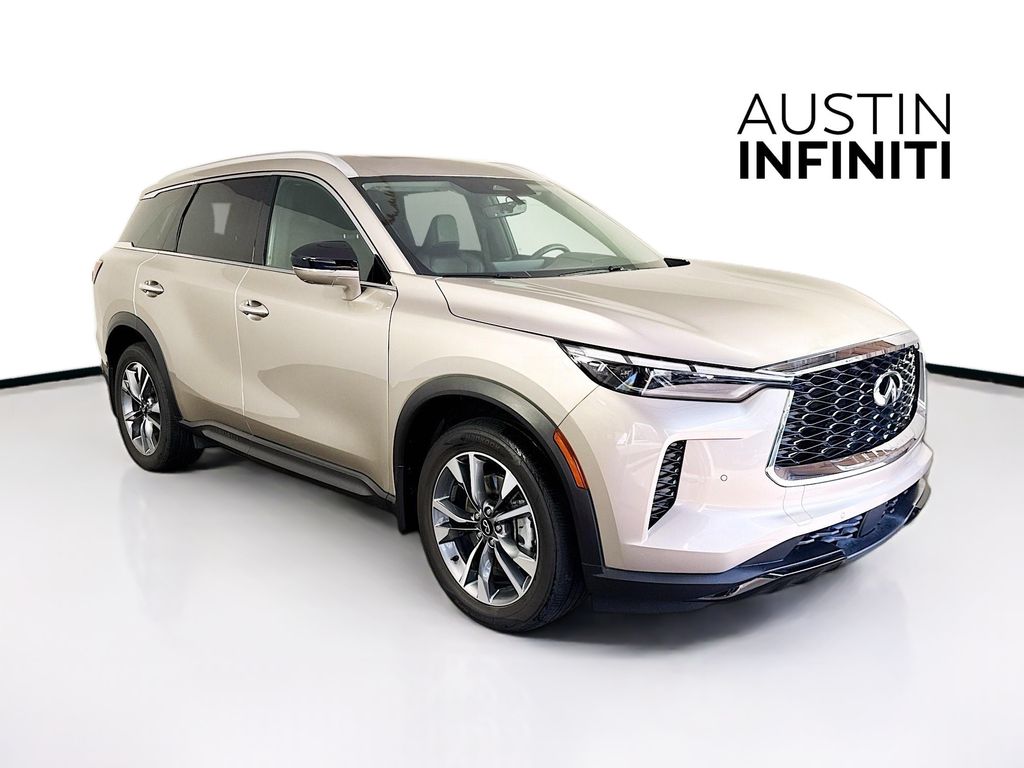2023 INFINITI QX60 LUXE's photo