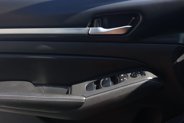 2022 Nissan Altima 2.5 SV photo 21
