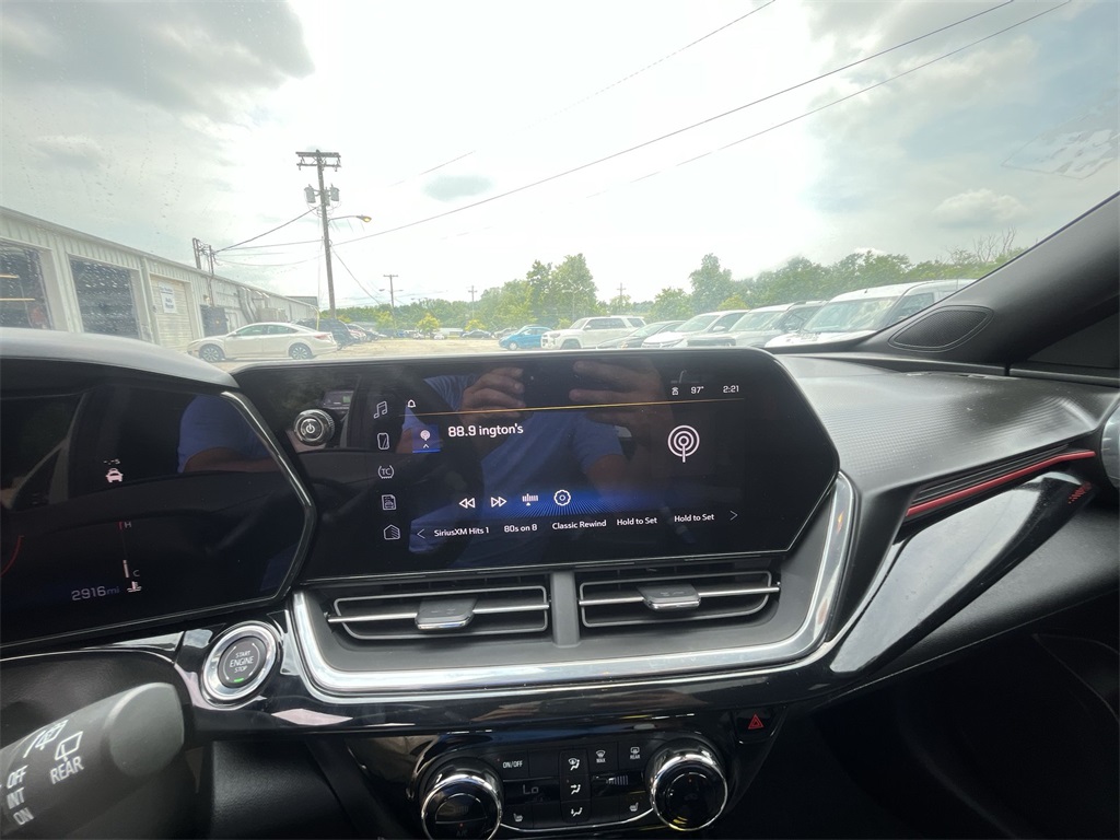 2024 Chevrolet Trax photo 16