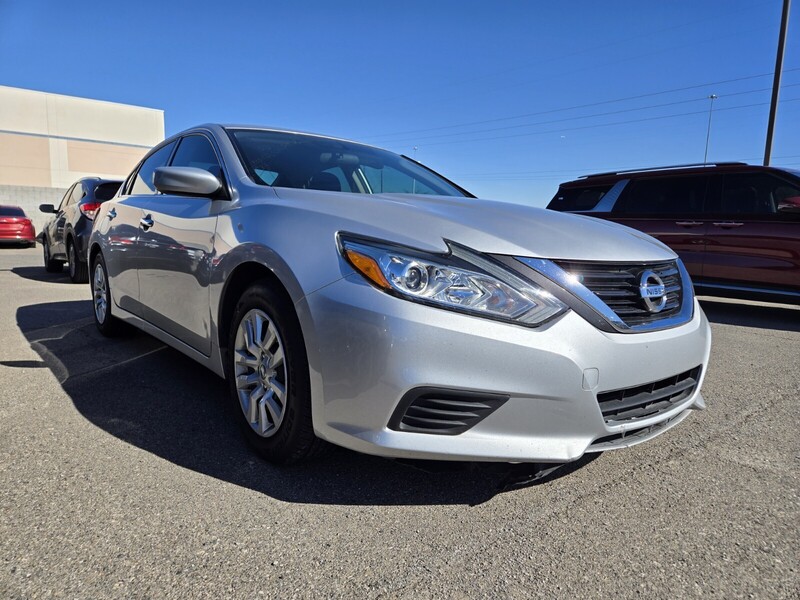 2018 Nissan Altima 2.5 S photo 2