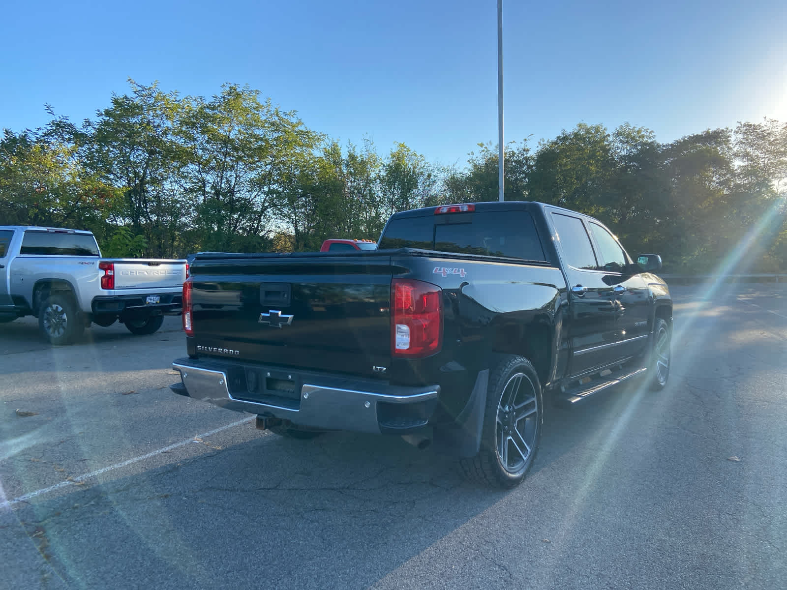 2017 Chevrolet Silverado 1500 LTZ photo 3