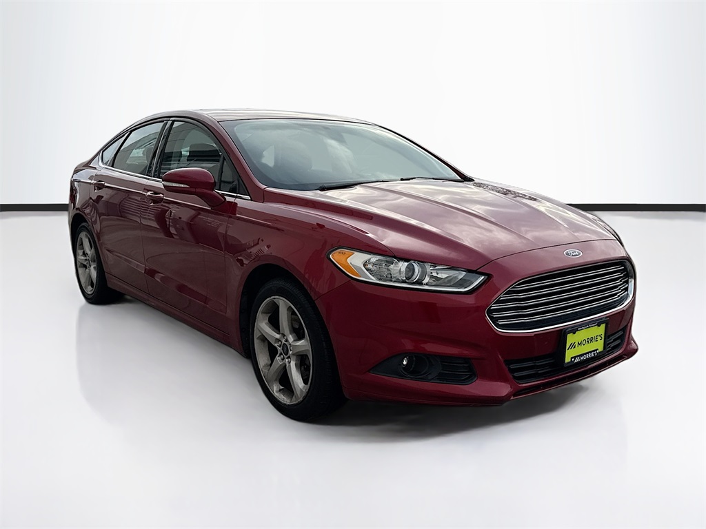 2016 Ford Fusion SE photo 3