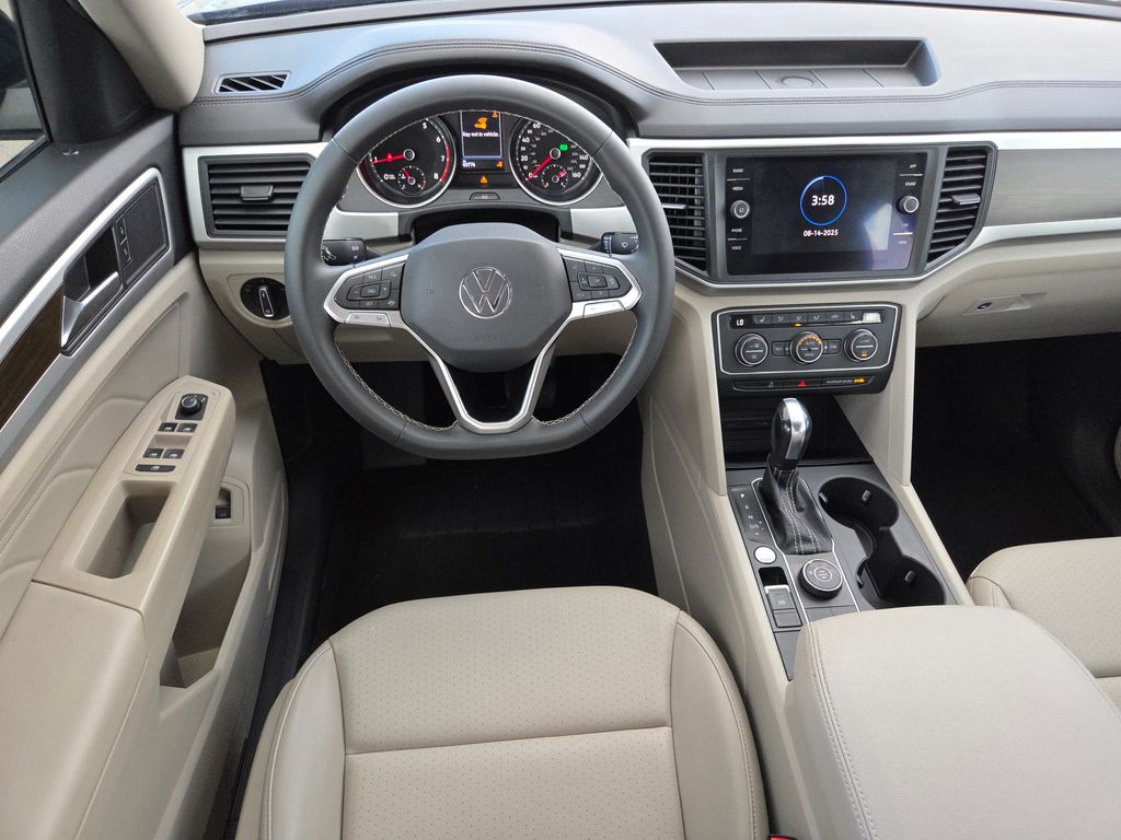 2021 Volkswagen Atlas SE photo 16