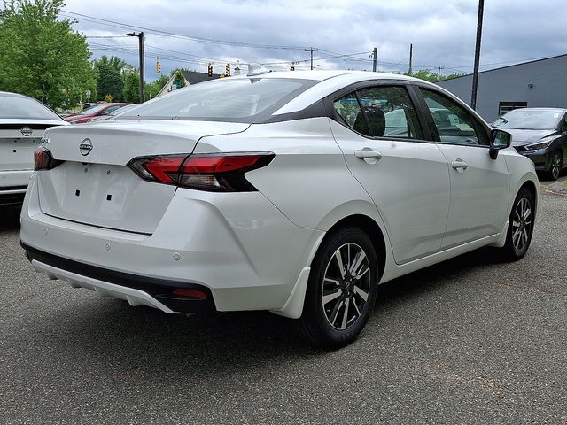 2025 Nissan Versa SV photo 3