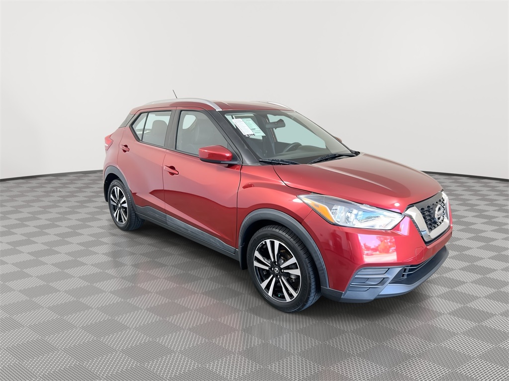Certified 2018 Nissan Kicks SV with VIN 3N1CP5CU2JL546293 for sale in Greenacres, FL