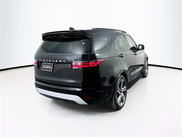 2025 Land Rover Discovery Metropolitan Edition photo 2