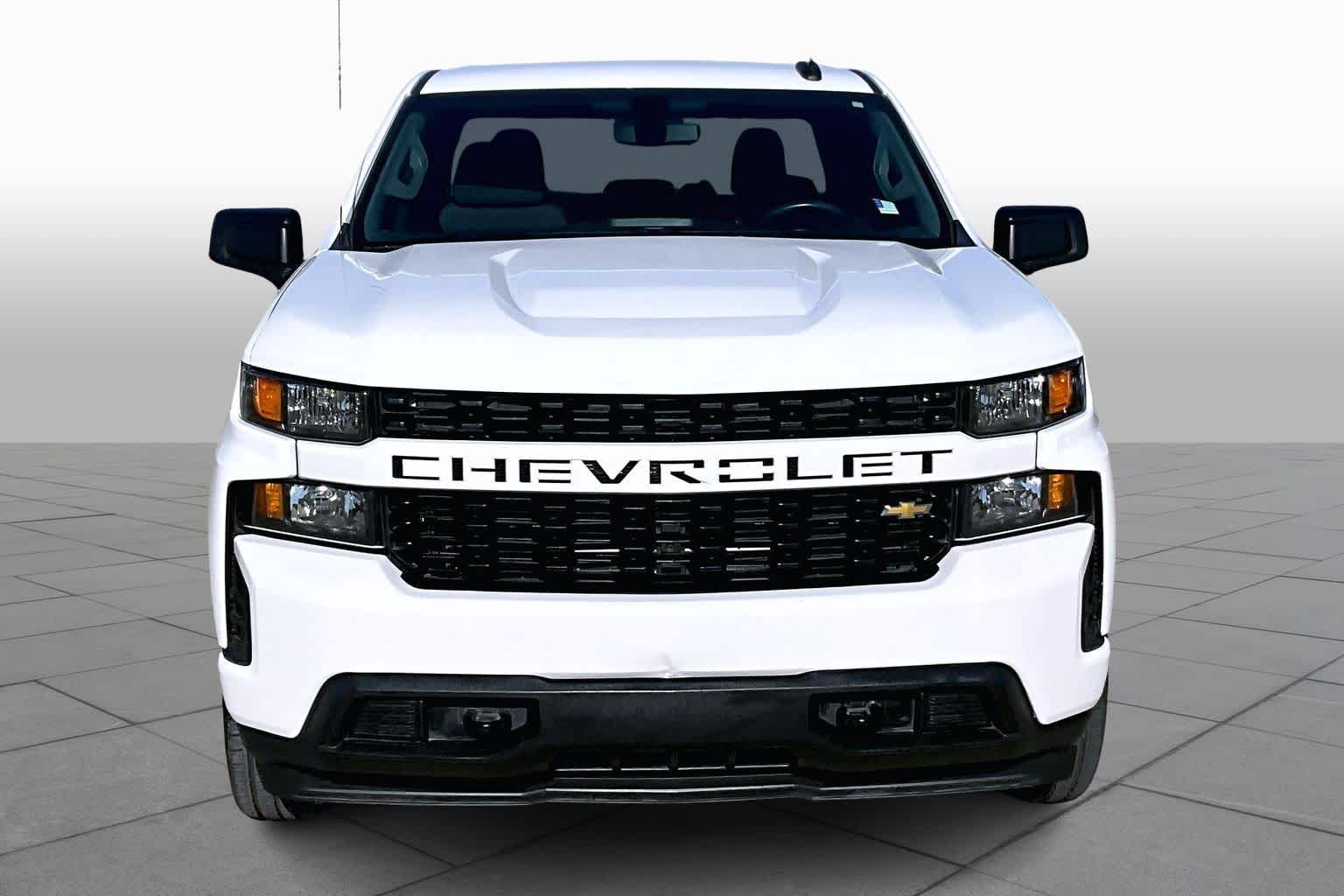 2022 Chevrolet Silverado 1500 Custom photo 3