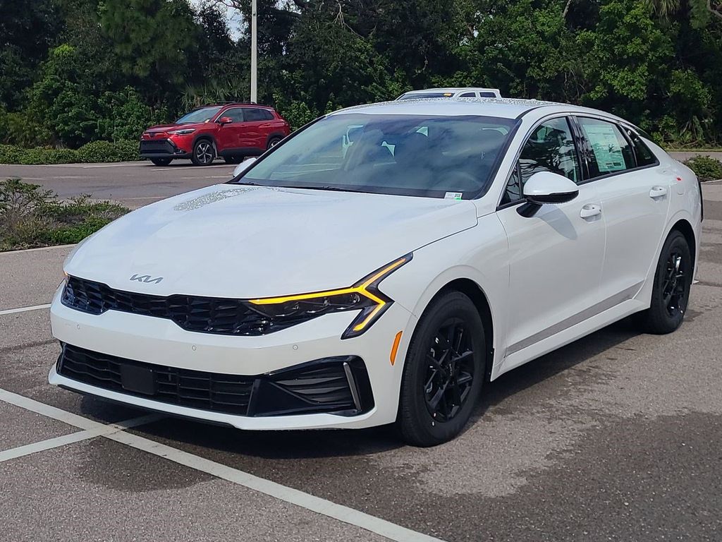 2026 Kia K5 LXS photo 2