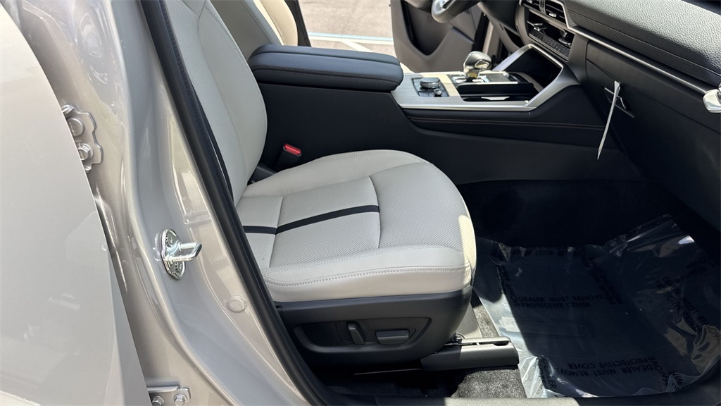 2025 Mazda CX-90 3.3 Turbo Preferred photo 31