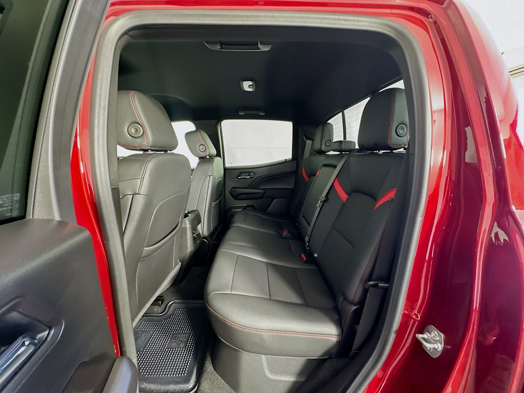 2025 Chevrolet Colorado Z71 photo 25