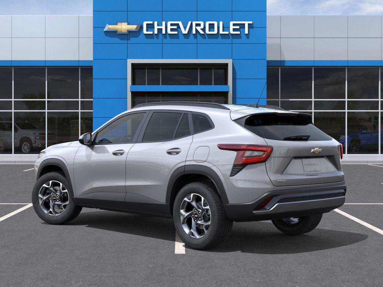 2025 Chevrolet Trax LT photo 2