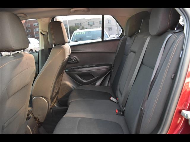 2017 Chevrolet Trax LS photo 12